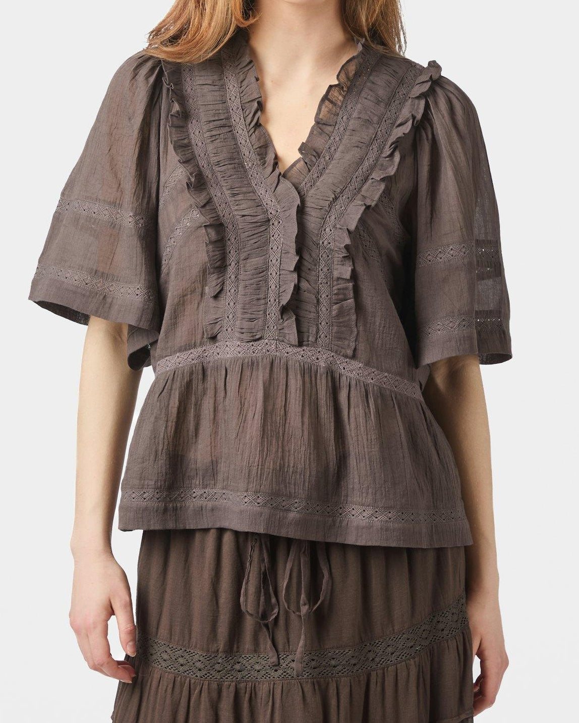 Neo Noir Evienne S Voile Top Dark Brown NOS26, sød brun top