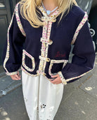 Sissel Edelbo Como Jakke Navy, blå broderet jakke